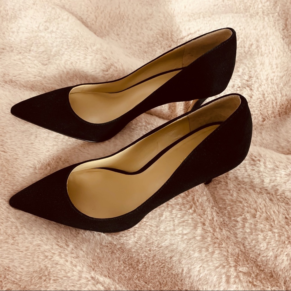 Ann Taylor Mila pumps